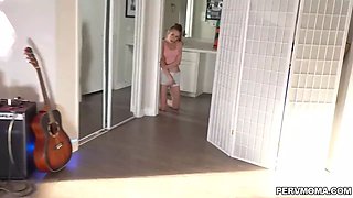 Mackenzie Lee and her milf pussy is getting a hard rough fucking