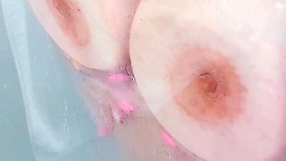 amateur candy i flashing ass on live webcam