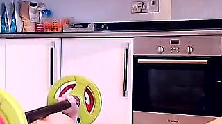 Your wankout of the Day 34JJ naked bench press