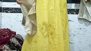 Priya Bhabi New Style Body Show