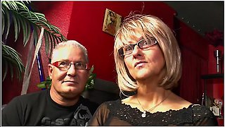 Fucking And Cumming In Pussy In A Hot Swingers Club
