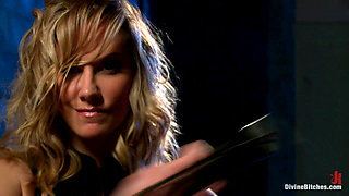 Mistress Lorelei Lee's Panty Worship POV Bonus!