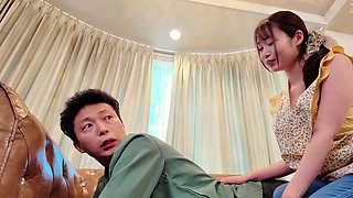 Amateur Asian couple in wild hardcore fuck session