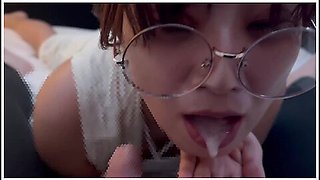 Girl With Glasses Doing A Blowjob While Making Erotic Sounds And Getting A Lot Of Sperm