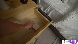 Helping my stepmom fap