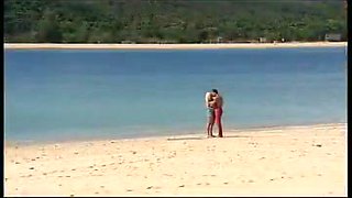 Jemstone Sits on the Beach Getting a Facial after Riding a Hard Dick - Private Porn Sex Videos