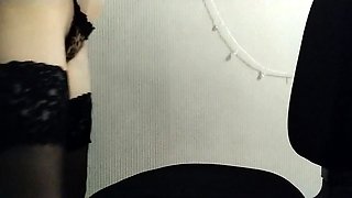 Blonde Teen Masturbates on Webcam, Showing Off Her Big Ass i
