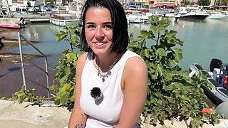 Brunette Rose, 20-Year-Old Lille Vet Student in Outdoor Casting