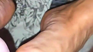 When the Husband Leaves for Work, the Stepson Comes Into Play