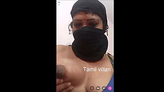 Tamil aunty showing her hot body dancing