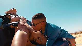 Roxie Sinner's Wild Lesbian Passion Explodes in Sultry Heat