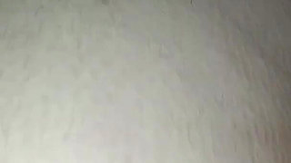 Shaking the Sexy Pussy with Rapid Fingers