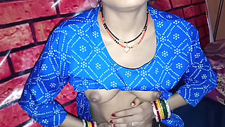 Desi school girl friend threesome XXX video Indian desi school friend threesome fucking xxx video