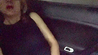 I love to touch myself on the street !!