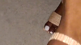 Belle Hadja Pretty Feet of the Night