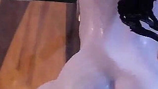 This Is an Inseparable Pair of Men and Women