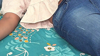 Komal Went on Vacation with Her Husband and Went to the Neighbor's Room and Got Pussy