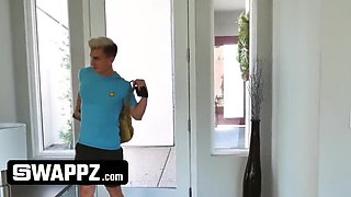 Step Sisters Angel Youngs Samantha Reigns Trick Step Bros For Hot Couch Foursome Blowjob & Face Sitting