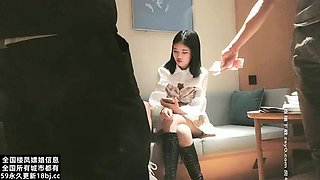 AI HD 2K repair 2020-9-18 91 Mr. Chen made an appointment with a girl with a short skirt, and fucked her with a blowjob. She raised her pussy and fucked her sideways in and out of the way.