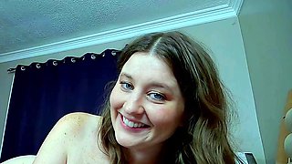 Slutty amateur flashing her big boobs in the backseat