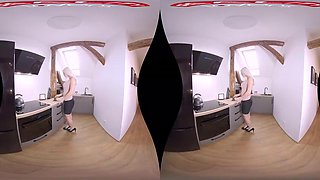 Blanche Bradburry - Just for you VR