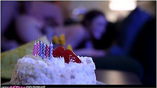 Pervy Stepdaughter Gives Dilf Something Inappropriate With Charles Dera And Kylie Quinn