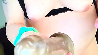 TIFFANY TRANS MILF 54 DILDOING